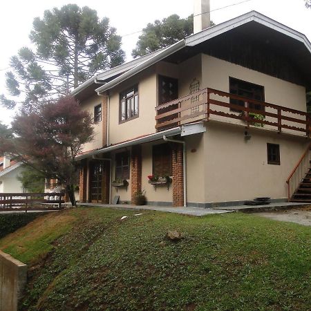 Casa Em Condominio Privado Campos do Jordao Exterior photo